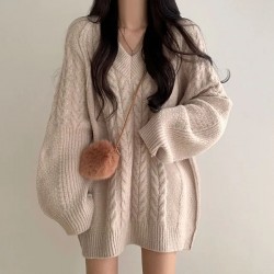 7757
